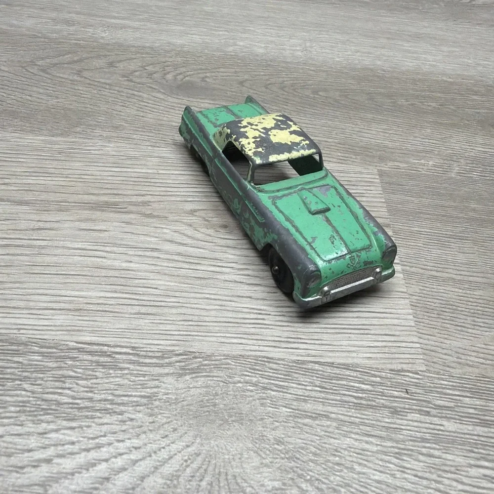 VTG 1950s Green Midgetoy Diecast Metal Car Rockford Ill&Tootsietoy Thunderbird